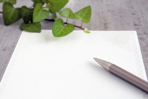 遺言書に使う紙とペン