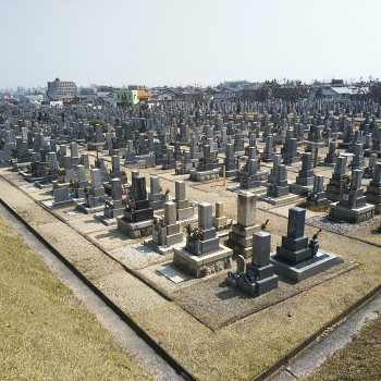 四日市市営　北大谷霊園　霊園全体　墓地　墓石