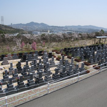神戸大霊園−基本−霊園全体写真　石材　墓地　お墓　墓石